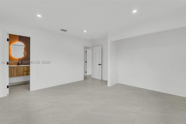 Lake Lucerne, 2600 NW 205th St, Miami Gardens, Florida 33056, image 2