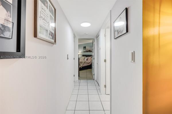 10245 NW 9th St Cir #102-9, Unincorporated Dade County, Florida 33172, image 2