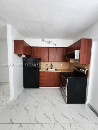3525 Tyler St #9, Hollywood, Florida 33021, image 2