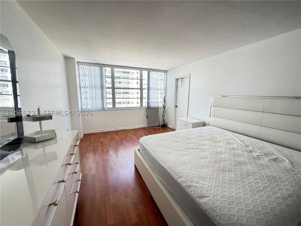 Del Prado, 18031 Biscayne Blvd #601-3, Aventura, Florida 33160, image 2