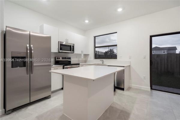 11789 SW 245th Ter, Homestead, Florida 33032, image 2