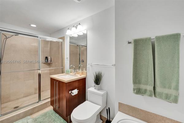 Axis On Brickell South, 79 SW 12th St #3608-S, Miami, Florida 33130, image 3