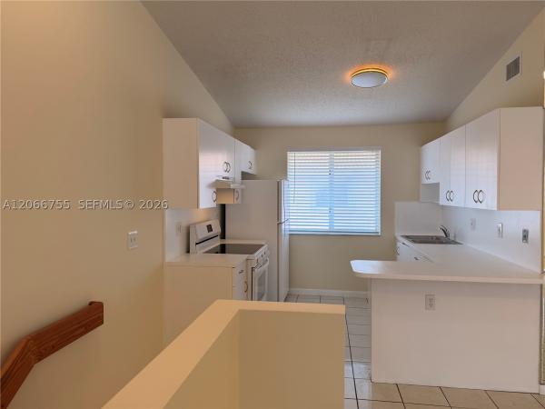 8019 Lake Dr #202, Doral, Florida 33166, image 2