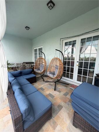 8208 SW 166th Pl, Unincorporated Dade County, Florida 33193, image 2