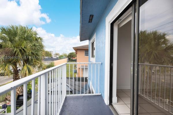 Hialeah, Florida 33016, image 2