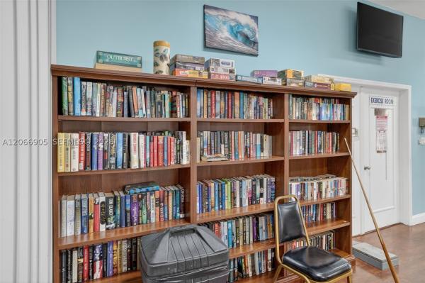 Somerset, 2801 Somerset Dr #205, Lauderdale Lakes, Florida 33311, image 3