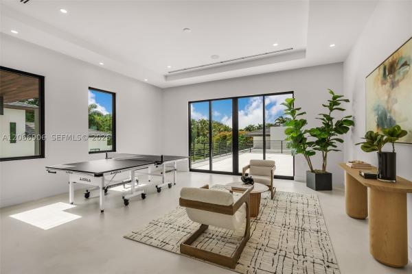 Bay Ridge Estates, 6290 Chapman Field Dr, Pinecrest, Florida 33156, image 2