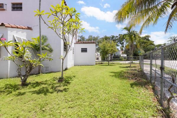 Bayshore, 621 NE 57th St, Miami, Florida 33137, image 2