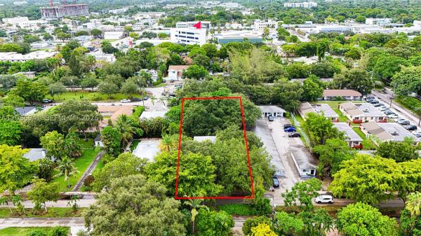 Griffing Biscayne Park Estates, 753 NE 121st St, North Miami, Florida 33161, image 1