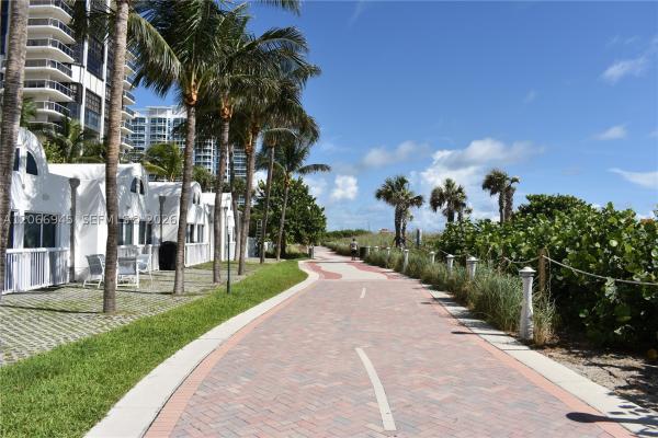 Akoya, 6365 Collins Ave #3804, Miami Beach, Florida 33141, image 2