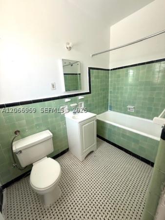 222 28th St #6, Miami Beach, Florida 33140, image 3