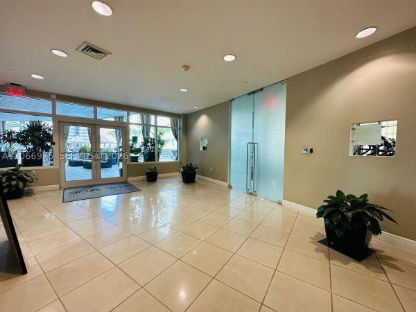 Vue At Brickell, 1250 S Miami Ave #1707, Miami, Florida 33130, image 1