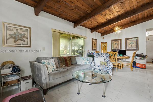 139 Essex Rd #4-28, Hollywood, Florida 33024, image 3