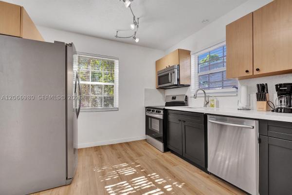 Bellaire, 130 NE 49th St, Miami, Florida 33137, image 2