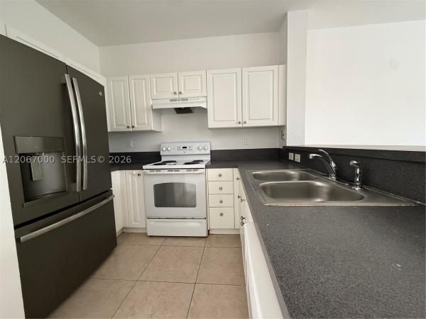 Villas At Carmel, 3360 NE 14th Dr #210-30, Homestead, Florida 33033, image 2