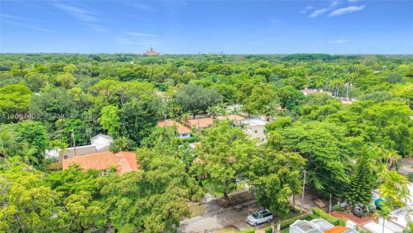 Granada, 920 Messina Ave, Coral Gables, Florida 33134, image 2
