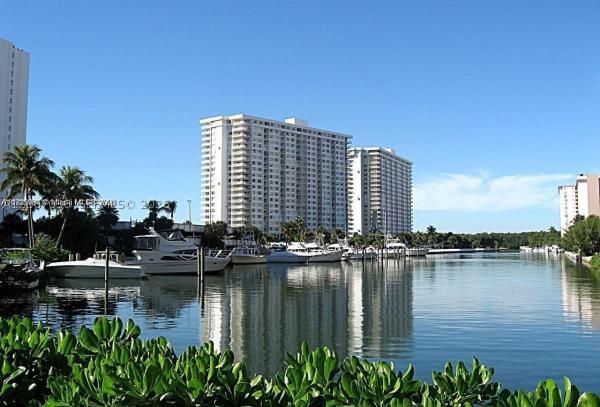 Arlen House Central, 300 Bayview Dr #508, Sunny Isles Beach, Florida 33160, image 2