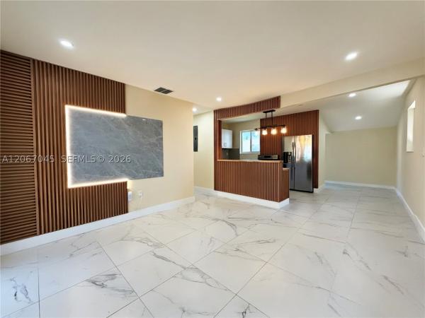 1740 NW 126th St, Unincorporated Dade County, Florida 33167, image 2