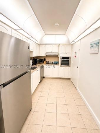 4001 S Ocean Dr #4L, Hallandale Beach, Florida 33019, image 2