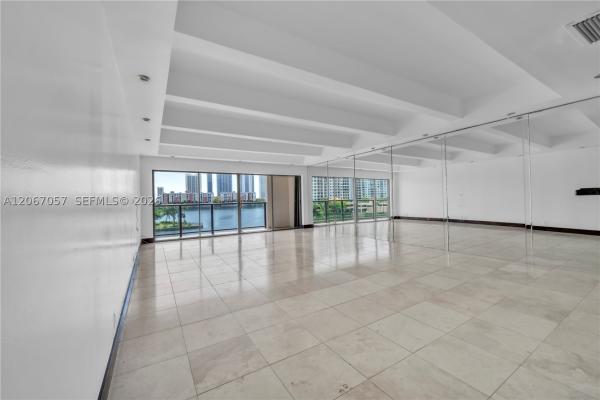 Pelican Landing, 4000 NE 168th St #PH-1A, North Miami Beach, Florida 33160, image 3