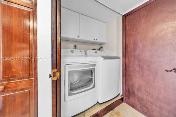 Pelican Landing, 4000 NE 168th St #PH-1A, North Miami Beach, Florida 33160, image 1