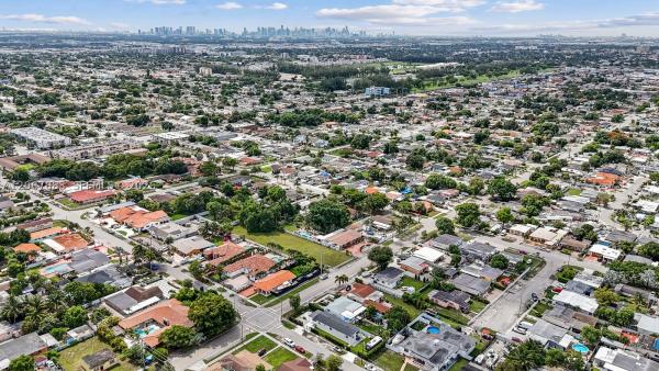 Anacris, 3930 W 2nd Ave, Hialeah, Florida 33012, image 1