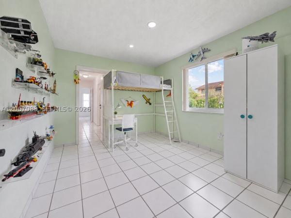 Anacris, 3930 W 2nd Ave, Hialeah, Florida 33012, image 3