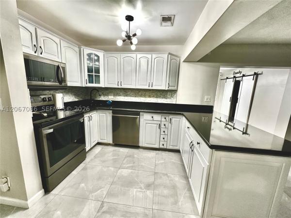 Lake Forest, 4580 SW 39th St, West Park, Florida 33023, image 2