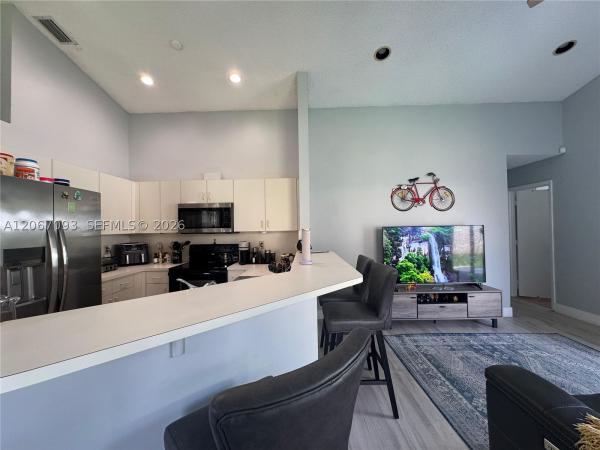 Springside Lake, 825 Falling Water Rd, Weston, Florida 33326, image 3