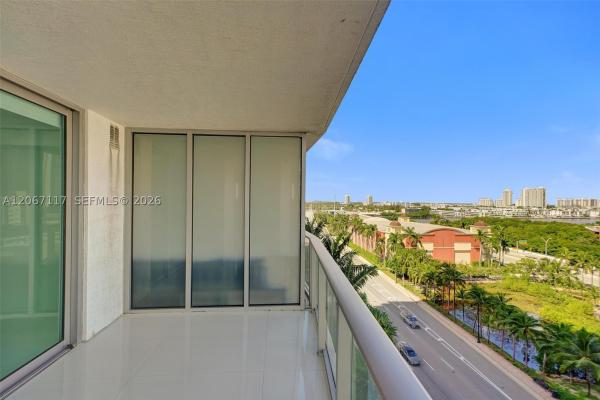 Parque Towers, 330 Sunny Isles Blvd #5-805, Sunny Isles Beach, Florida 33160, image 1