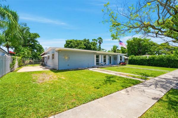 5525 SW 112th Ave, Unincorporated Dade County, Florida 33165, image 1
