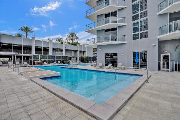Brickell Ten, 1010 SW 2nd Ave #1708, Miami, Florida 33130, image 3