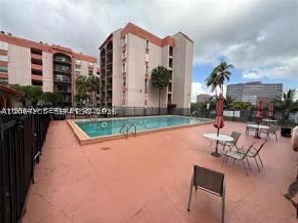 El Cid, 5201 NW 7th St #506, Miami, Florida 33126, image 3