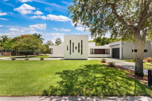 Southwood, 15315 SW 84th Ave, Palmetto Bay, Florida 33157, image 1