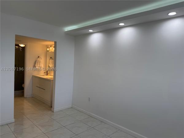 Colony Point, 1101 Colony Point Cir #102, Pembroke Pines, Florida 33026, image 3