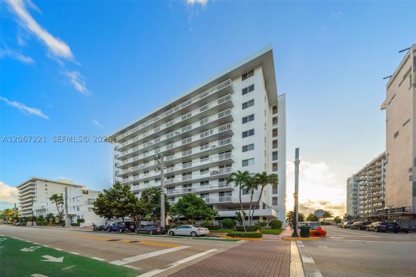 The Presidential, 401 Ocean Dr #318, Miami Beach, Florida 33139, image 2