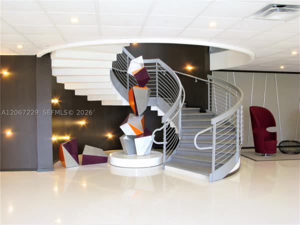 Arlen Beach, 5701 Collins Ave #1003, Miami Beach, Florida 33140, image 2