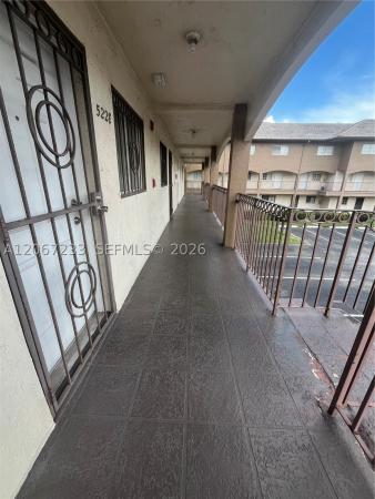 8851 NW 119th St #5222, Hialeah Gardens, Florida 33018, image 2