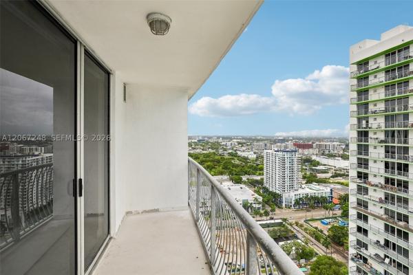 Opera Tower, 1750 N Bayshore Dr #3207, Miami, Florida 33132, image 3