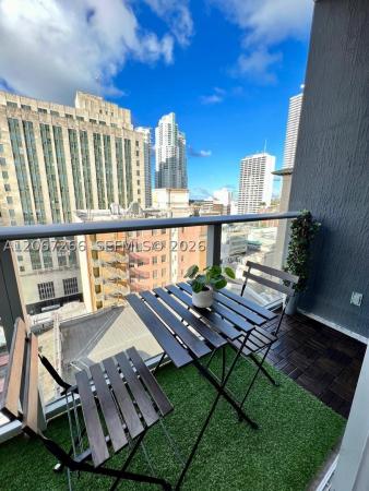 Centro, 151 SE 1st St #1206, Miami, Florida 33131, image 1