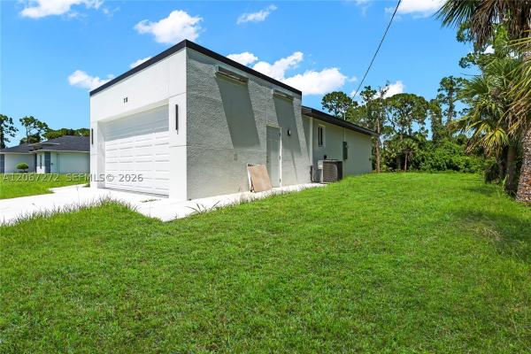 Lehigh Acres, 718 Robert Ave, Lehigh Acres, Florida 33936, image 3