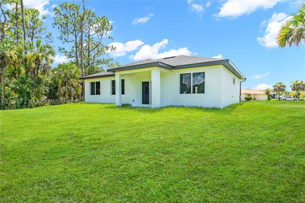 Lehigh Acres, 718 Robert Ave, Lehigh Acres, Florida 33936, image 2