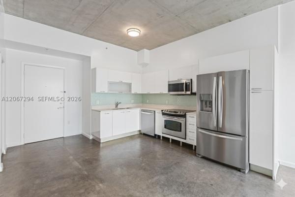 Miami, Florida 33132, image 1