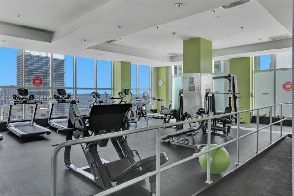 Miami, Florida 33132, image 3