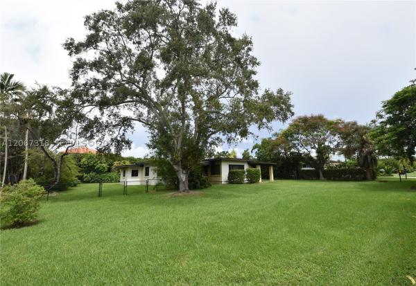 7050 SW 82nd Ct, Unincorporated Dade County, Florida 33143, image 3