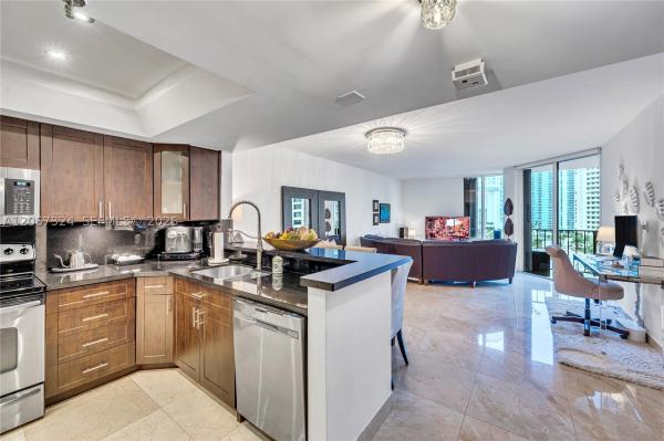 Brickell Key One, 520 Brickell Key Dr #A-1012, Miami, Florida 33131, image 1
