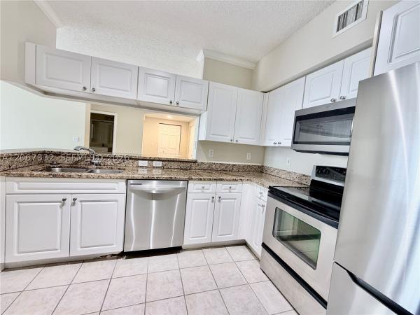 Porto Bellagio, 17100 N Bay Rd #1105, Sunny Isles Beach, Florida 33160, image 3