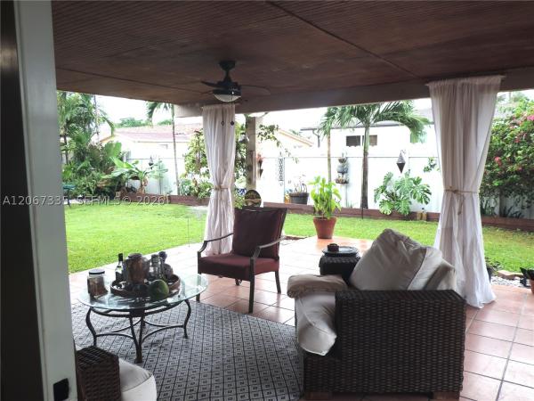 Palm Springs, 990 W 56th St, Hialeah, Florida 33012, image 2