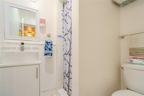 Palm Springs, 990 W 56th St, Hialeah, Florida 33012, image 2