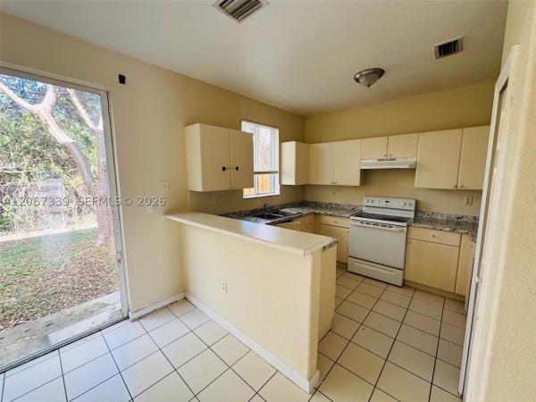 Shoma Townhomes At Keys Cove, 1601 SE 24th Ct #221, Homestead, Florida 33035, image 3